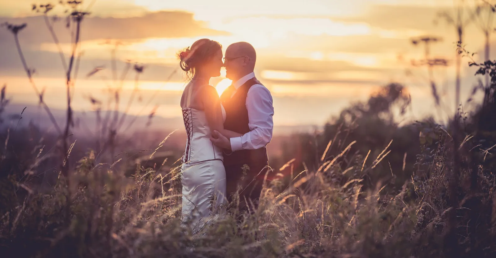 Summer Cheshire wedding photography at Cock O'Barton