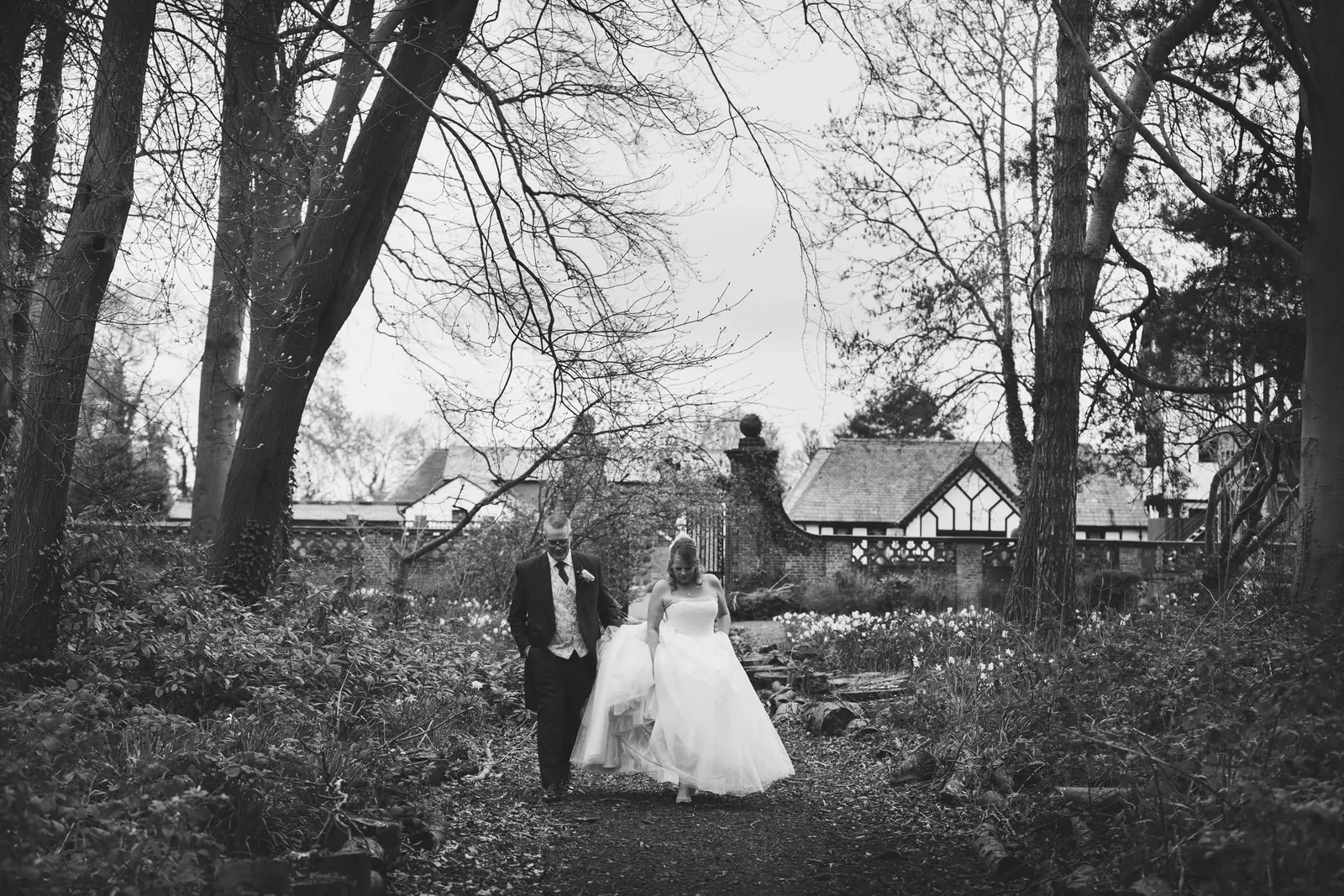 Inglewood Manor wedding photography — Ledsham, Cheshire — 11