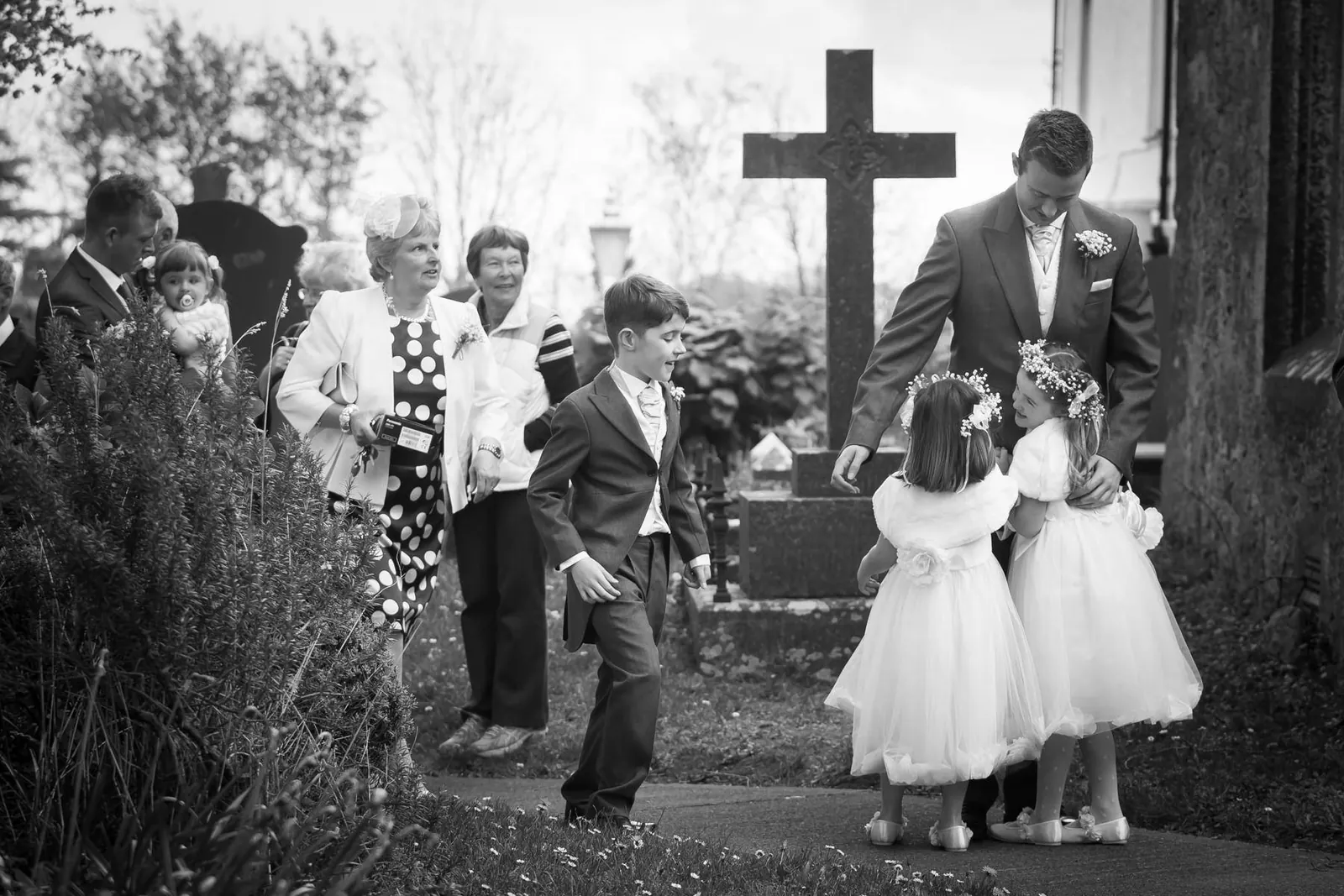 Charlotte & Mark wedding at Château Rhianfa — photograph 30