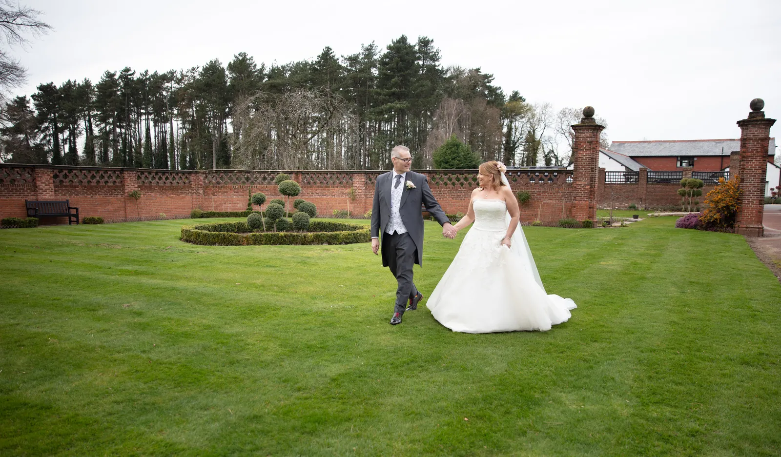 Sarah & John wedding at Inglewood Manor — photograph 39