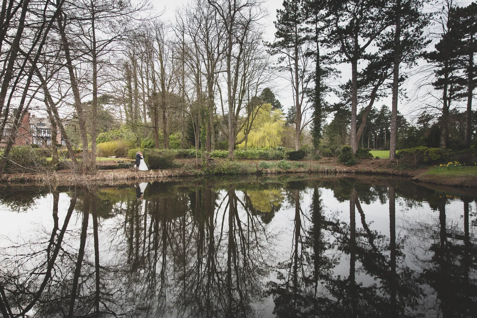 Sarah & John wedding at Inglewood Manor — photograph 44
