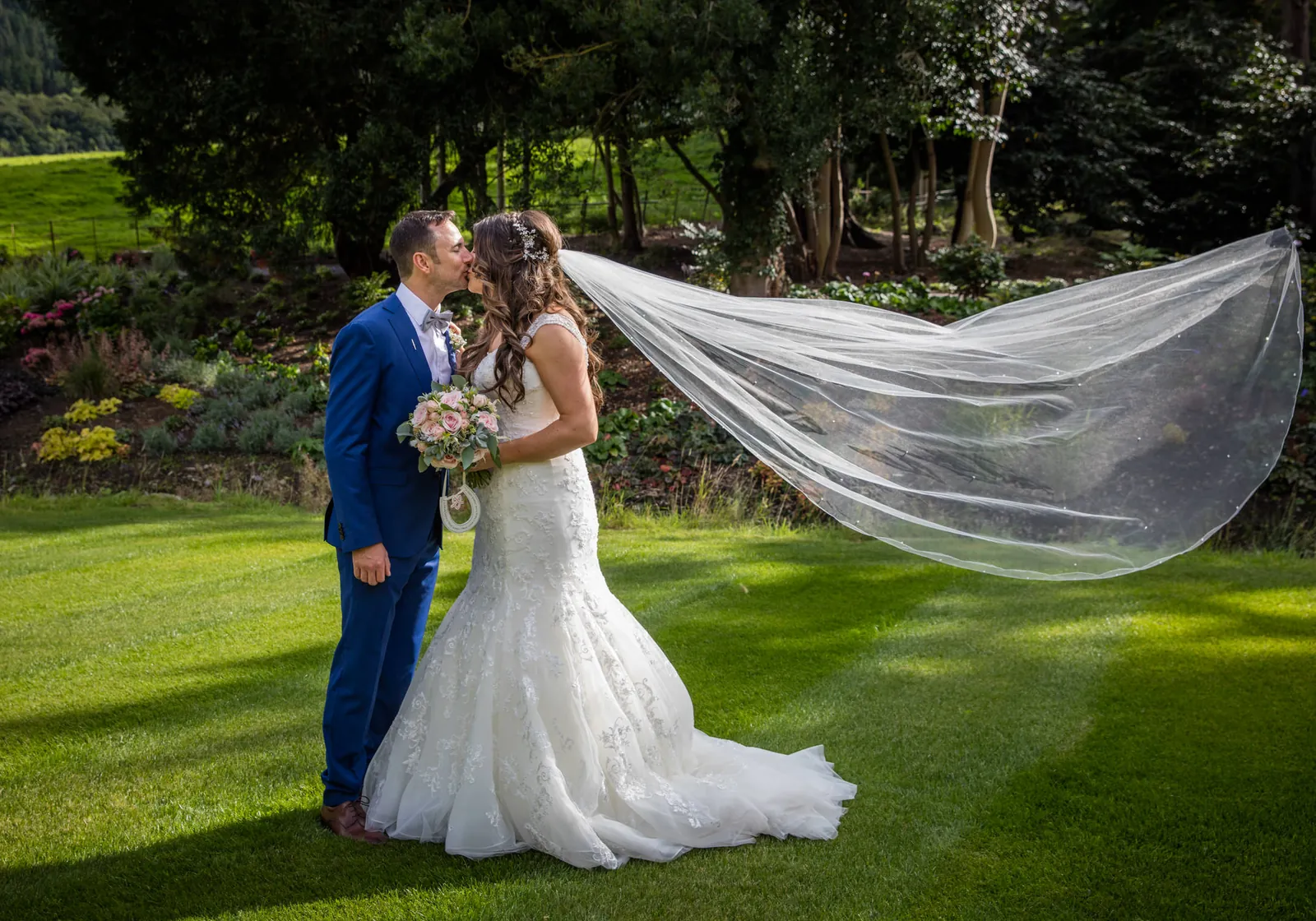 Kelly & Gav wedding at Tyn Dwr Hall — photograph 115