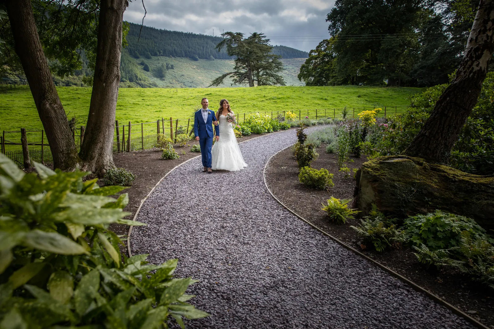 Kelly & Gav wedding at Tyn Dwr Hall — photograph 124